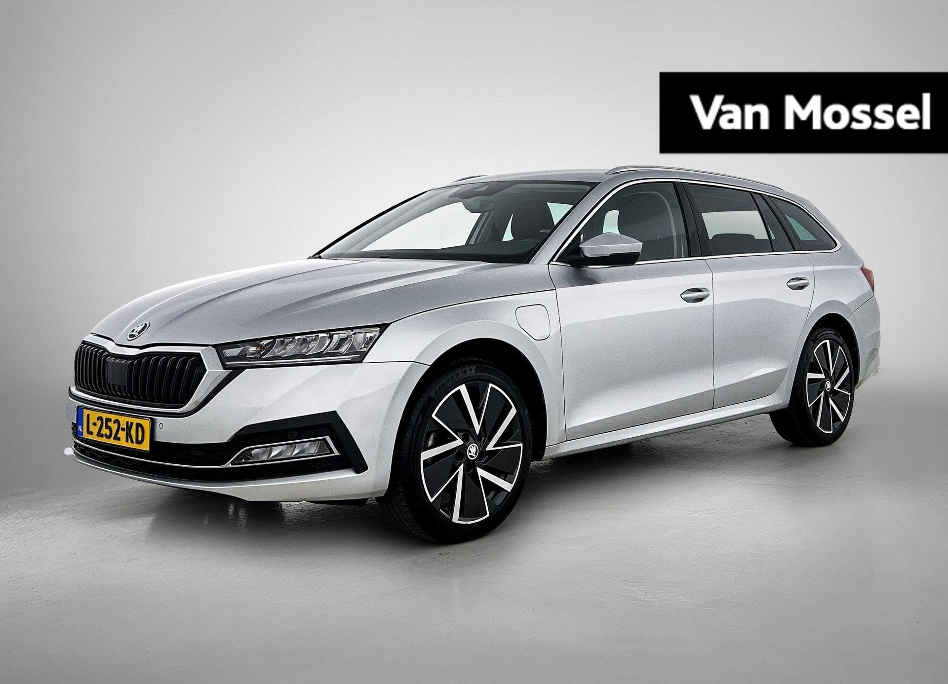 Skoda Octavia Combi 1.4 TSI iV PHEV Business Edition | TREKH