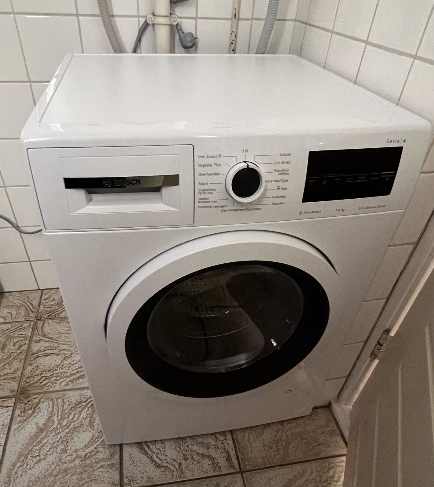 Bosch wasmachine, Ophalen, Zo goed als nieuw, 1200 tot 1600 toeren, 85 tot 90 cm