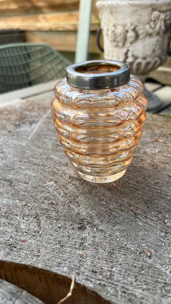Een amberkleurig Art Deco lepelvaasje met verzilverde rand., Antiek en Kunst, Ophalen of Verzenden