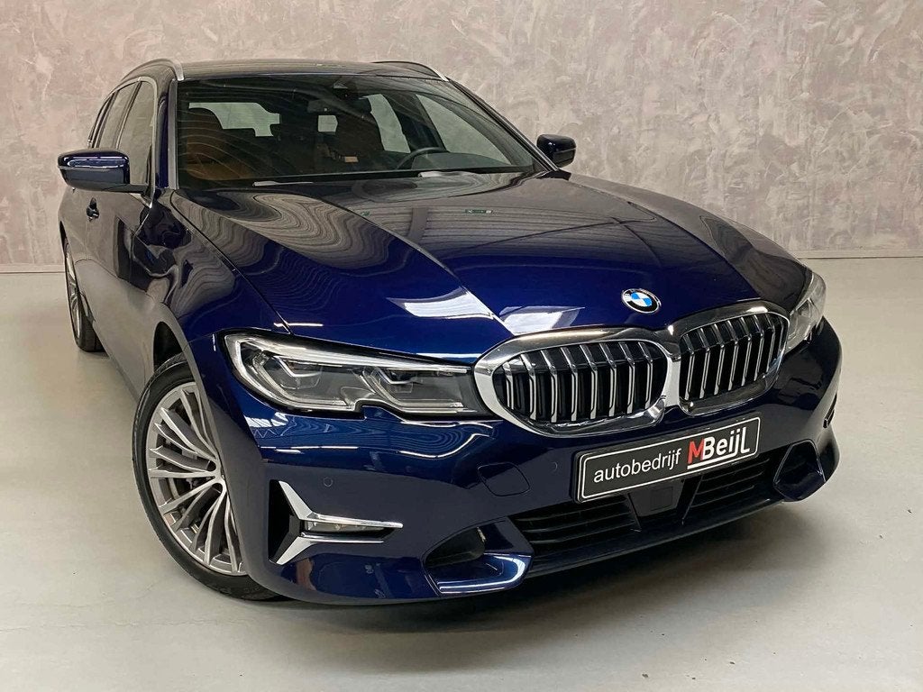 BMW 3-serie Touring 330e Business Edition Plus /Laser /Leder, Auto's, BMW, Automaat, 1998 cc, Achterwielaandrijving, Gebruikt