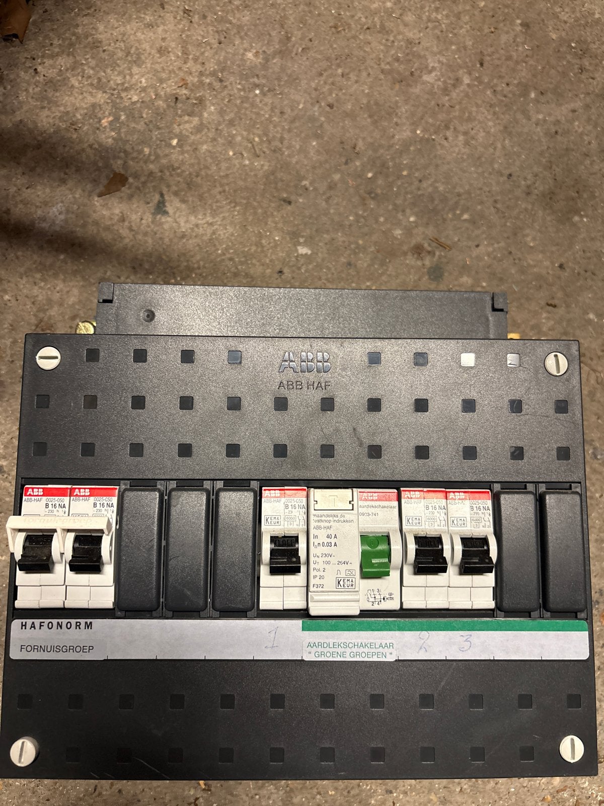 ABB HAF Groepenkast met Aardlekschakelaar en Installatieauto, Ophalen of Verzenden, Gebruikt, ABB, Groepenkast
