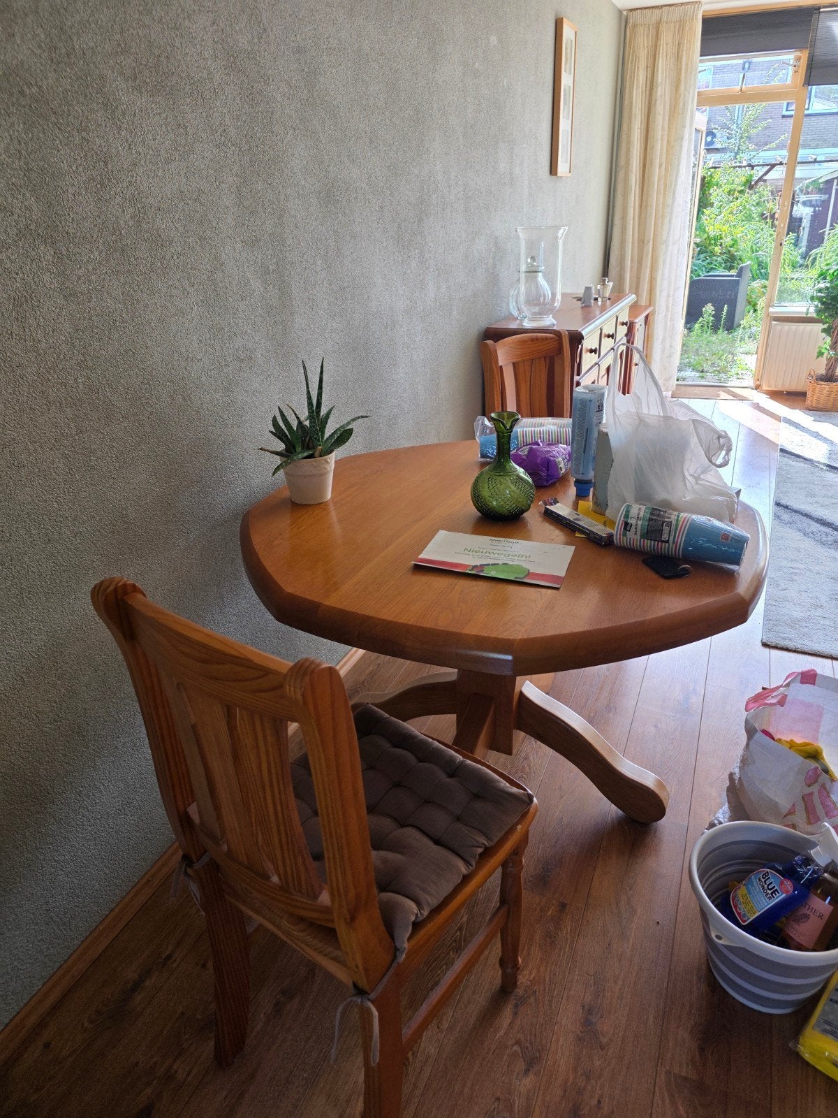 Houten eettafel met 2 stoelen, Gebruikt, 100 tot 150 cm, Tot twee personen, Klassiek, landelijk