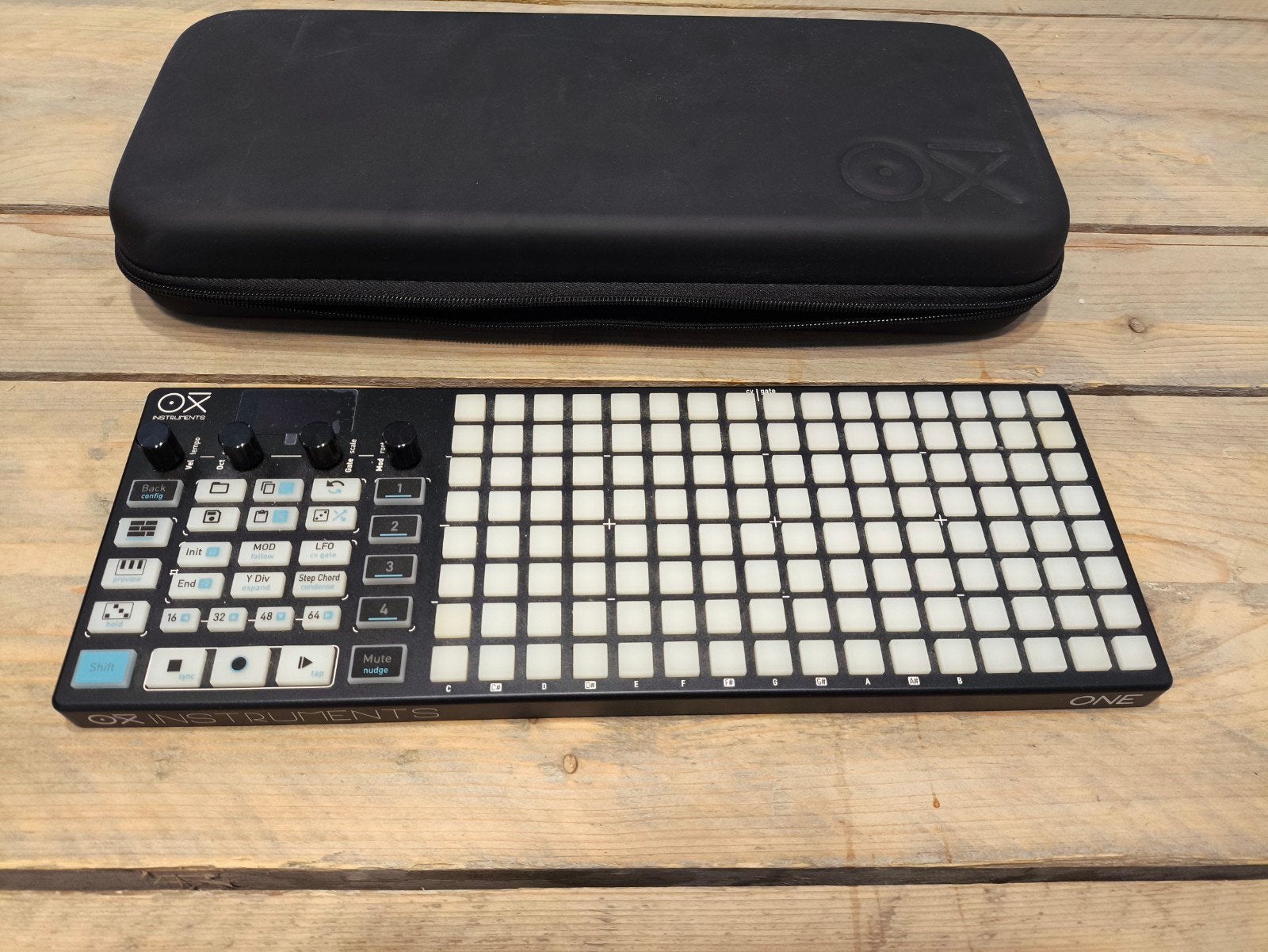 OXI Instruments ONE MIDI Sequencer/Controller, Ophalen of Verzenden, Zo goed als nieuw