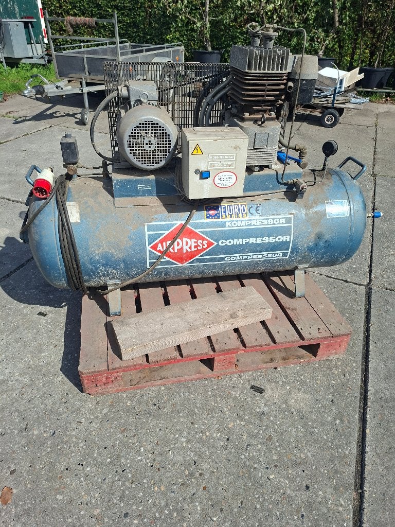Compressor airpress, 100 liter of meer, Ophalen, Gebruikt, 10 bar of meer