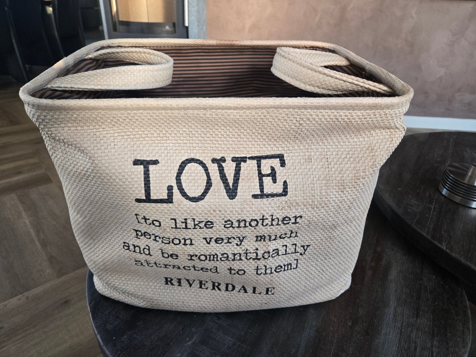 Riverdale  hoogte 43 cm,Diep 30cm ,breed 30 cm igs, Ophalen of Verzenden, Zo goed als nieuw, Zwart, Minder dan 95 cm