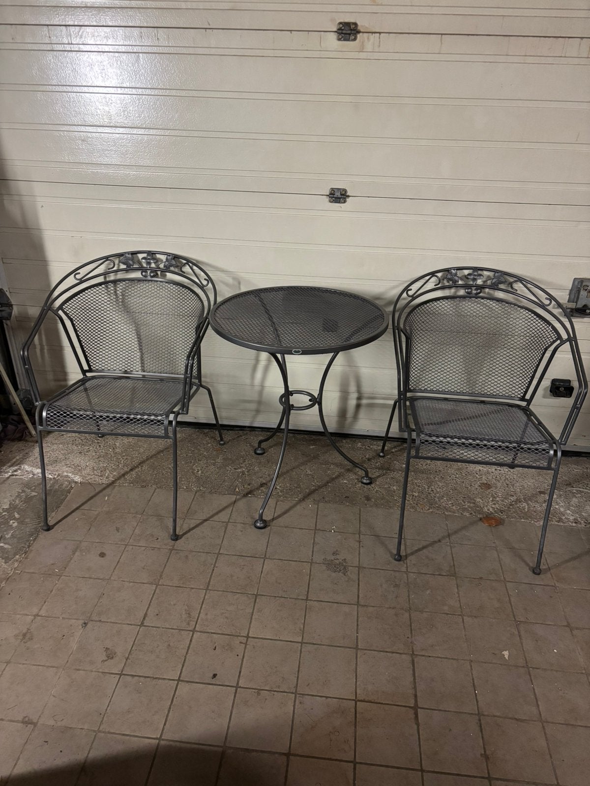 Royal Garden Bistro Tuinset – 2 Stoelen + Tafel + Kussens, Ophalen, Zo goed als nieuw, Metaal