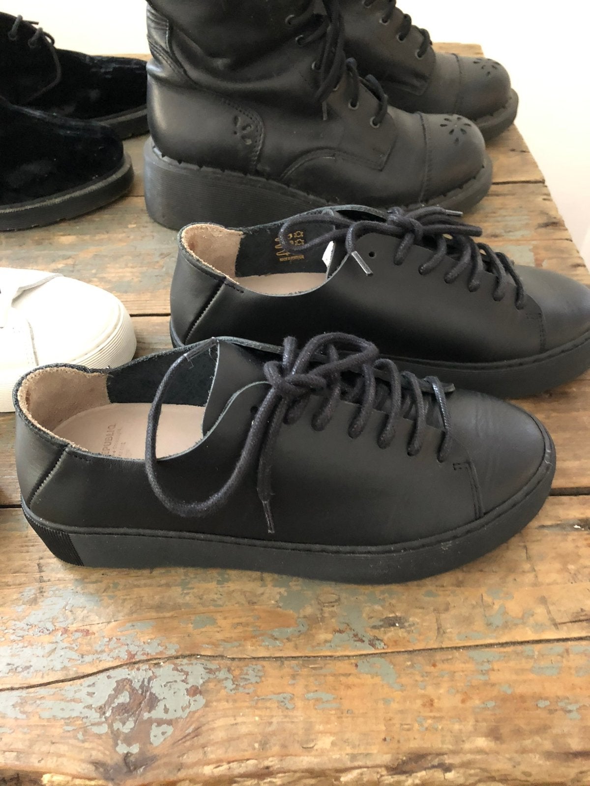 NIEUW SNEAKERS ROYAL REPUBLIQ ZWART LEER 36, Ophalen of Verzenden, Zo goed als nieuw, Zwart, Sneakers of Gympen
