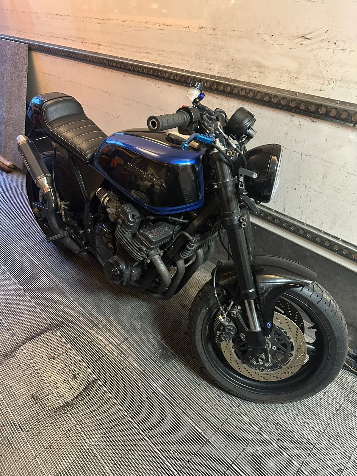Suzuki gsx750 es uit 1986, Ophalen, Gebruikt