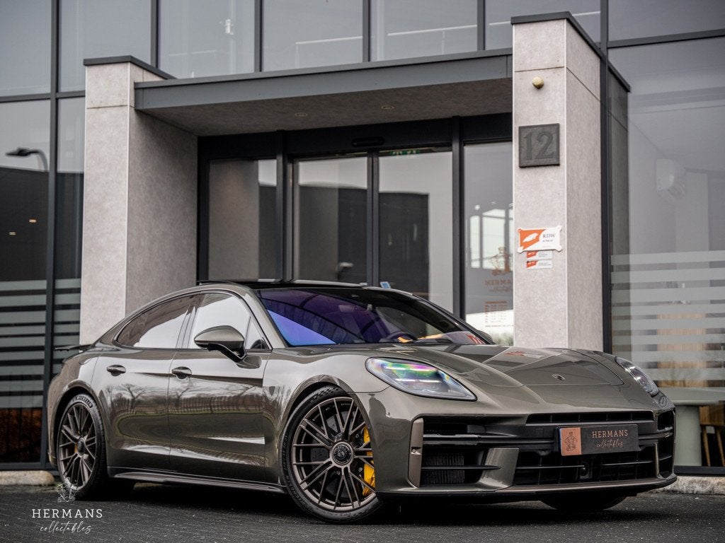 Porsche Panamera 4.0 Turbo E-Hybrid / Org NL / 1st Owner / C, Auto's, Porsche, Gebruikt, Vierwielaandrijving, Hybride Elektrisch/Benzine