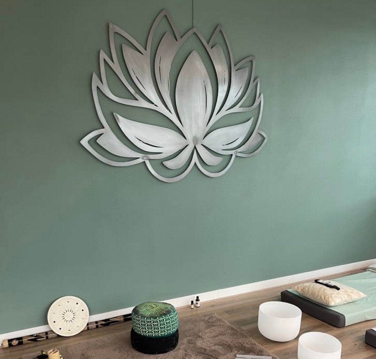 Handgemaakte Stalen Lotus Light Wanddecoratie met LED, Huis en Inrichting, Woonaccessoires | Wanddecoraties, Nieuw, Wandsculptuur