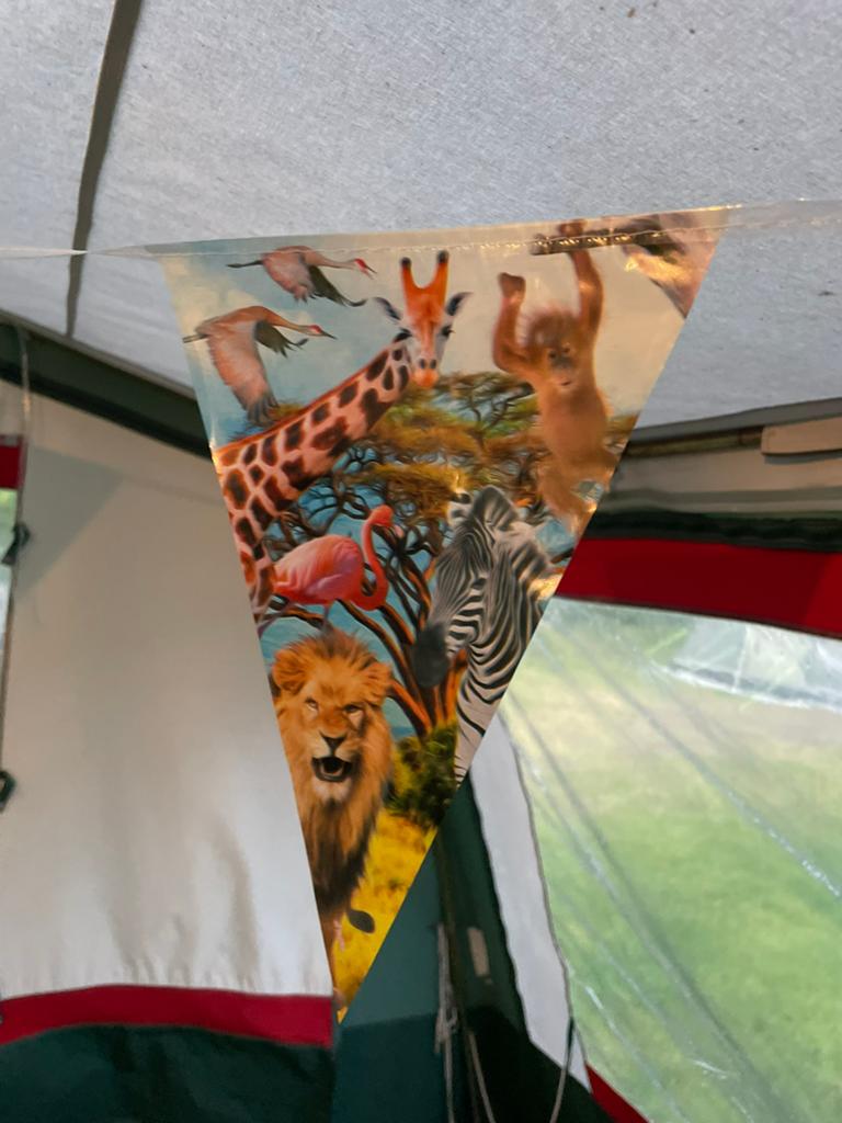 2x 10m slinger “jungle”, Ophalen of Verzenden, Zo goed als nieuw, Versiering, Verjaardag