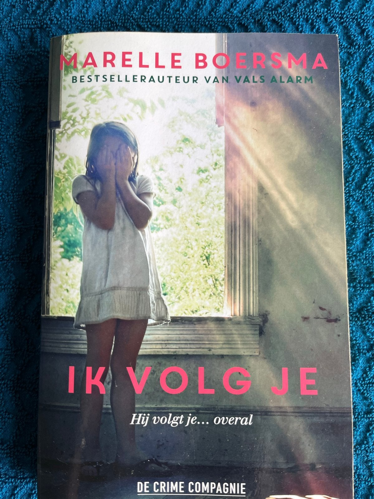 Ik volg je - Marelle Boersma (Thriller), Ophalen of Verzenden, Zo goed als nieuw, Nederland