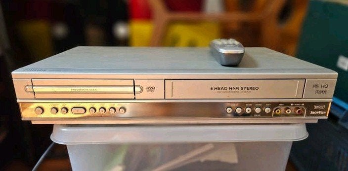 Philips DVP 3100V DVD/VCR Combo - VHS naar DVD Opname, Audio, Tv en Foto, Videospelers, Zo goed als nieuw, VHS-speler of -recorder