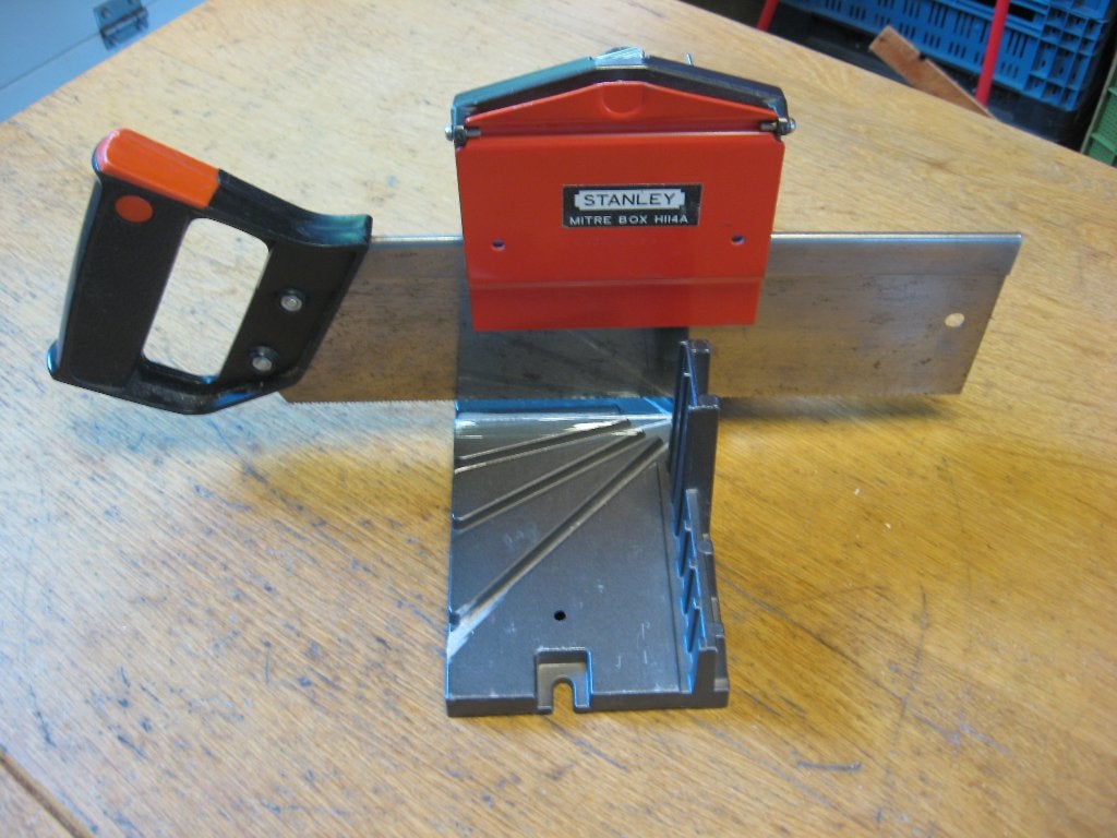 Stanley verstekzaag - mitre box met hardpoint zaag, Gebruikt, Overige typen, Ophalen of Verzenden, Stanley