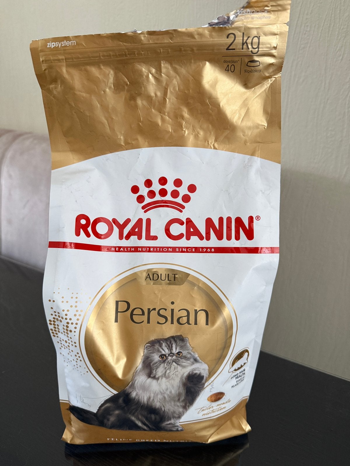 Katten voer, Ophalen, Kat