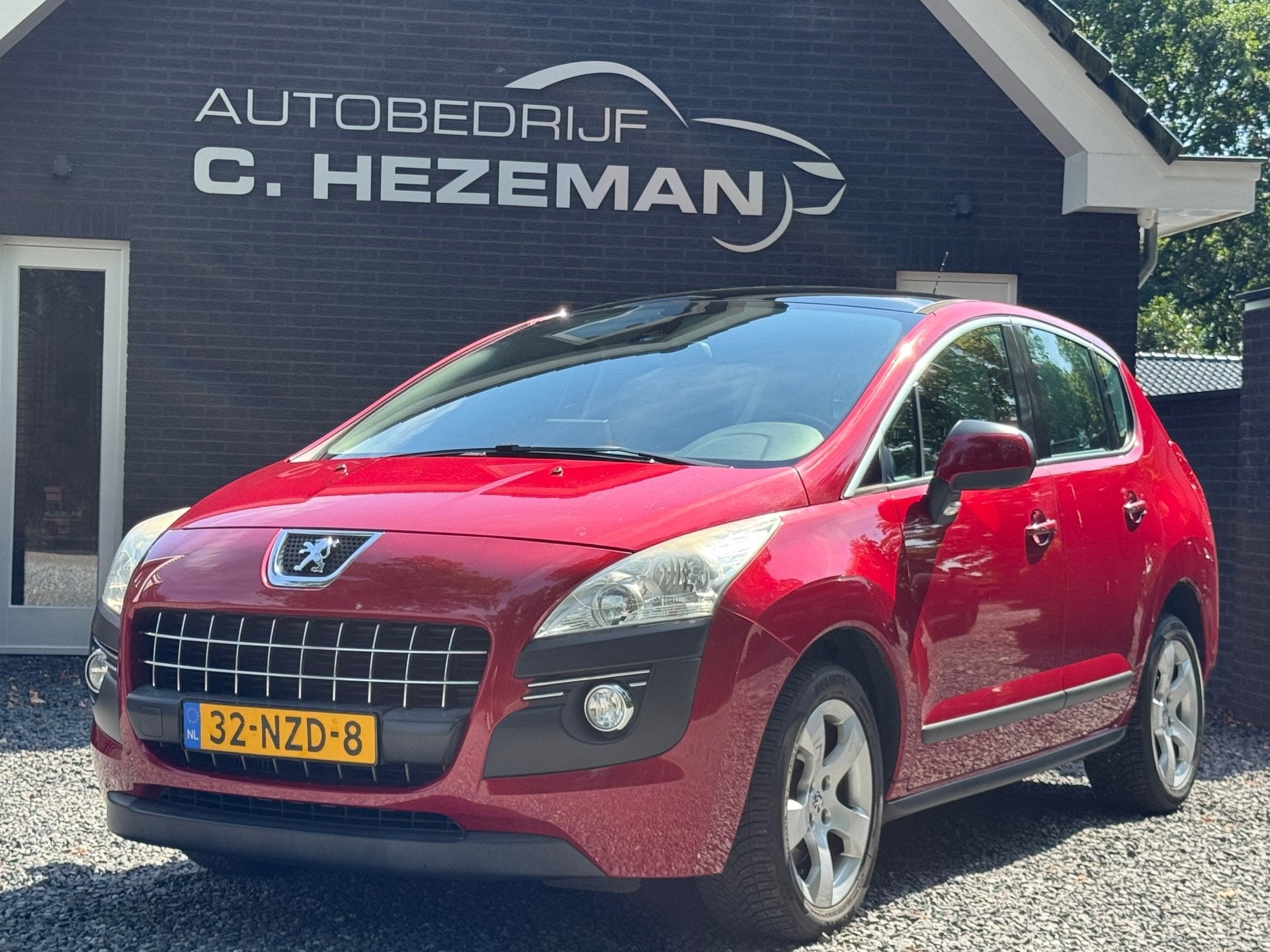 Peugeot 3008 1.6 ST PANORAMADAK CRUISE CLIMATE CONTROL NAVIG, Auto's, Euro 5, Stof, Gebruikt, Zwart