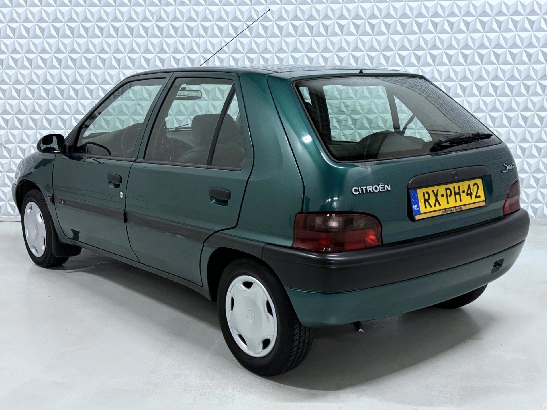 Citroen Saxo 1.6i SX 5drs AUTOMAAT met STUURBEKRACHTIGING! (, Auto's, Citroën, Gebruikt, 4 cilinders, Saxo, Origineel Nederlands