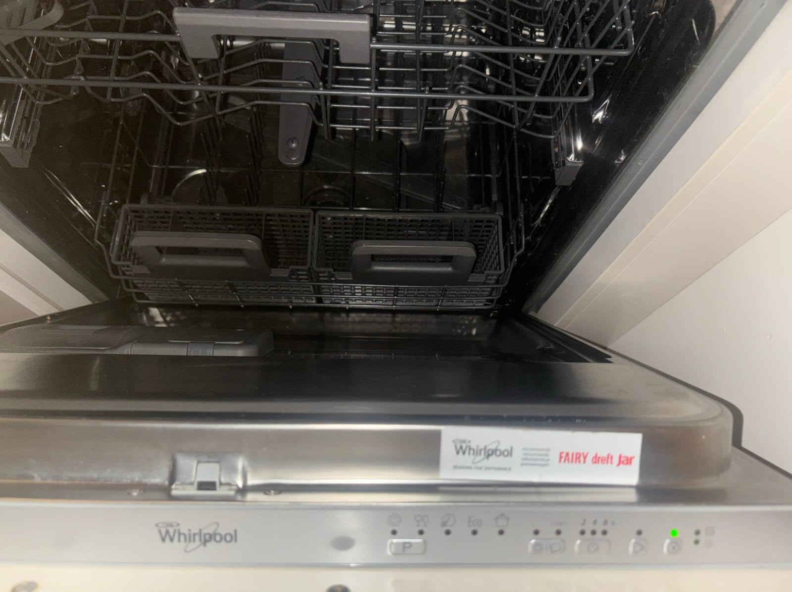 Whirlpool vaatwasser defect, voor de handige klusser, Ophalen, 60 cm of meer, Inbouw, Niet werkend