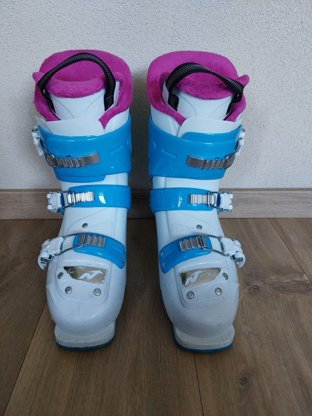 Nordica skischoenen maat 38- 38,5, Sport en Fitness, Gebruikt, 100 tot 140 cm, Schoenen, Ophalen of Verzenden