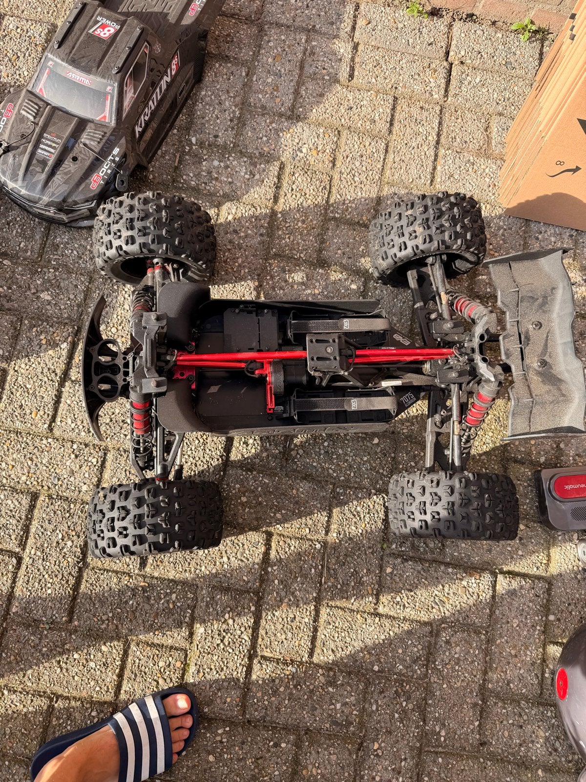 ARRMA Kraton 8S EXB Roller + 2 Kappen, Gebruikt, Auto offroad, Schaal 1:8, Ophalen