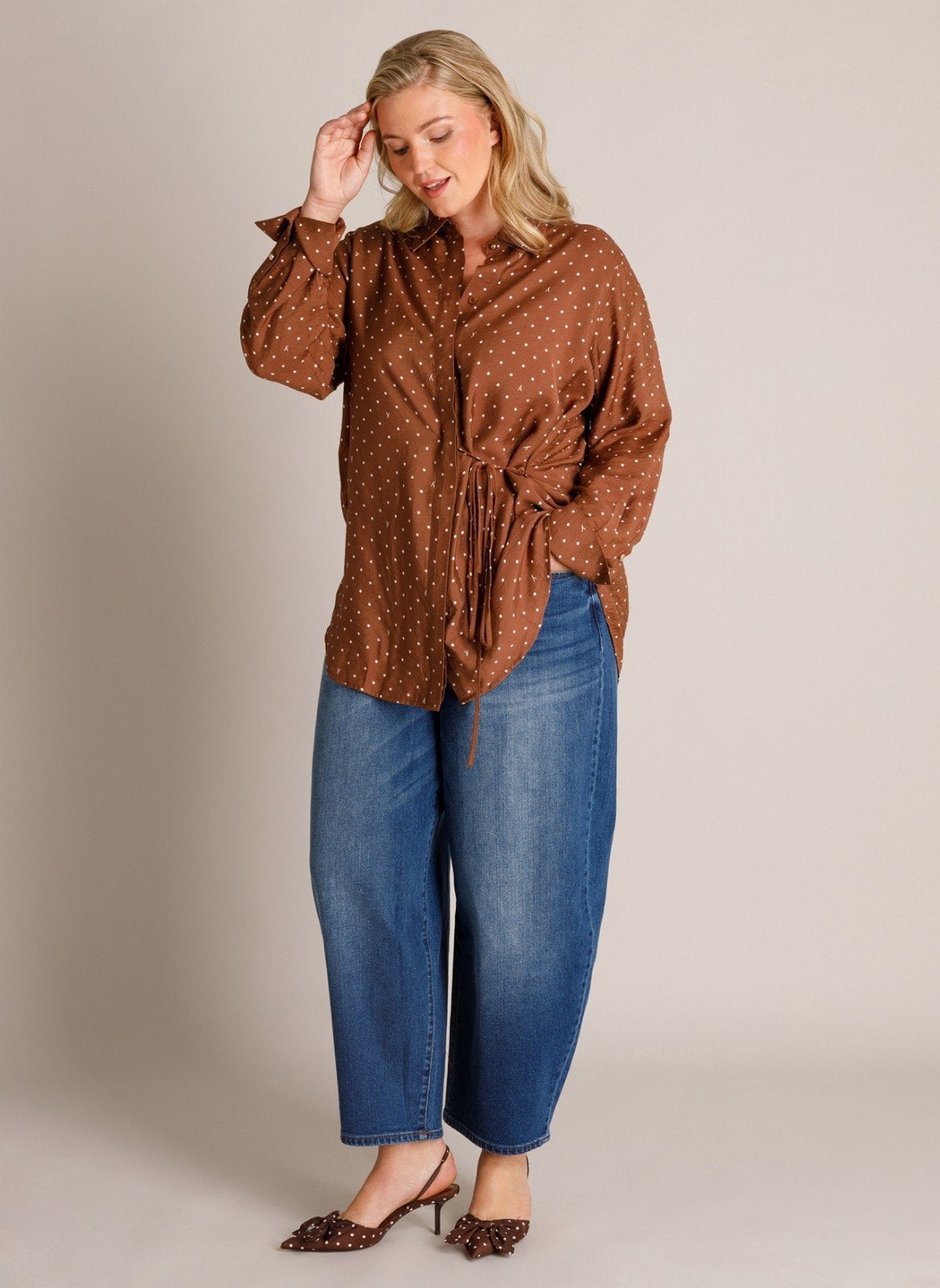 Mocca bruine blouse Tuva van Yest Curve Maat 52, Kleding | Dames, Bruin, Blouse of Tuniek, Yest Curve, Nieuw