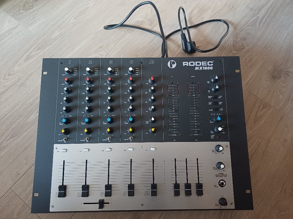 Rodec MX1800 mengpaneel, Ophalen, Nieuw, Minder dan 5 kanalen, Microfooningang