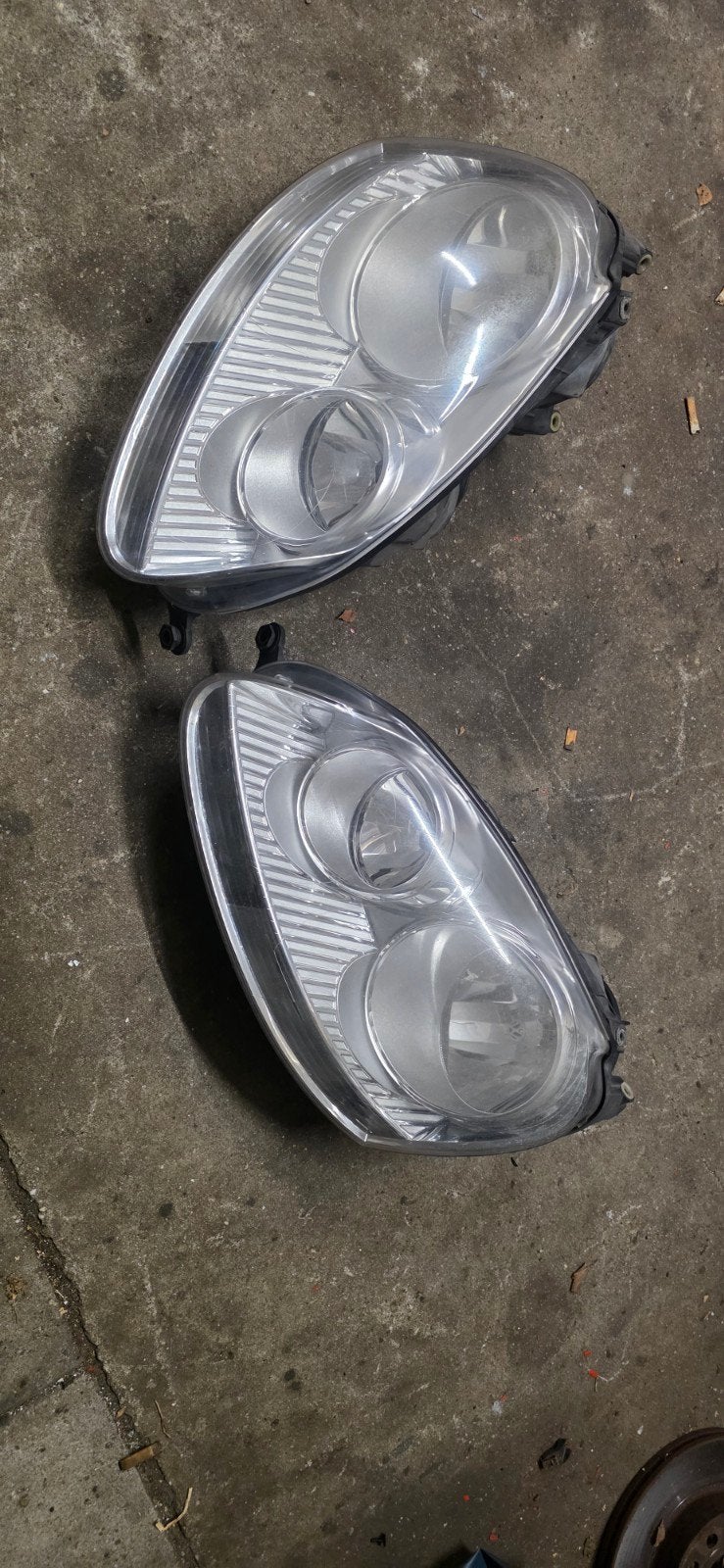 Koplampen en voorbumper met gril golf 5 1.6 fsi, Auto-onderdelen, Ophalen of Verzenden