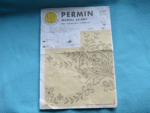 Vintage borduurpatroon tafelkleed platsteken Permin DMC, Ophalen of Verzenden, Gebruikt, Handborduren, Patroon