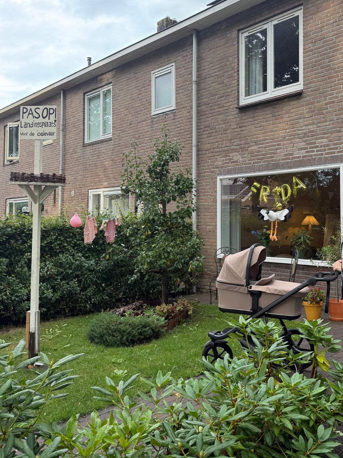 Geboorte aankondiging ooievaar landingplaats + ooievaar raam, Ophalen, Zo goed als nieuw, Geboortebord