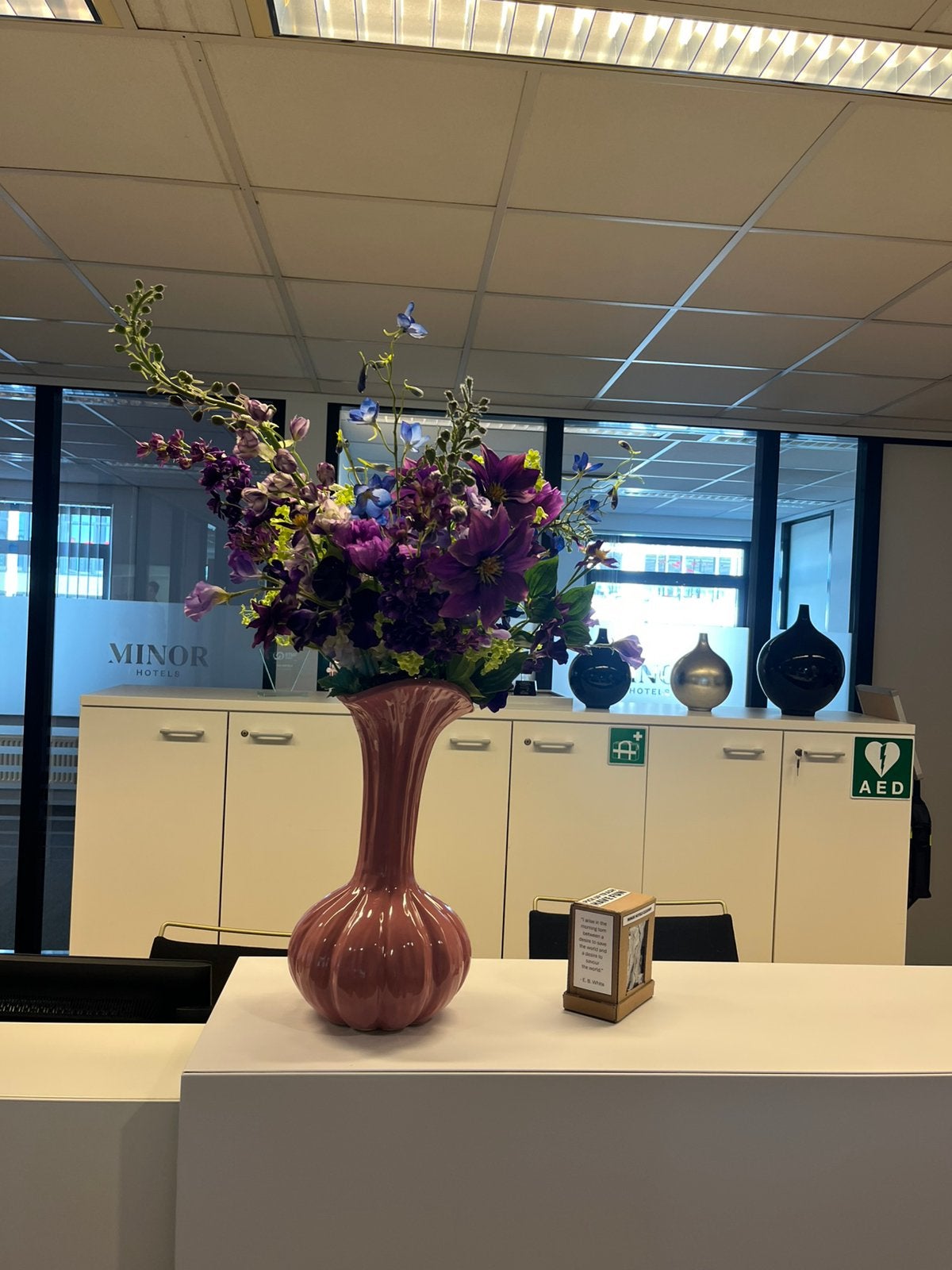 GEZOCHT: Bloemist die ervaring heeft met boeketten, Vacatures, Vacatures | Detailhandel en Winkelpersoneel, Overige niveaus, Overige vormen