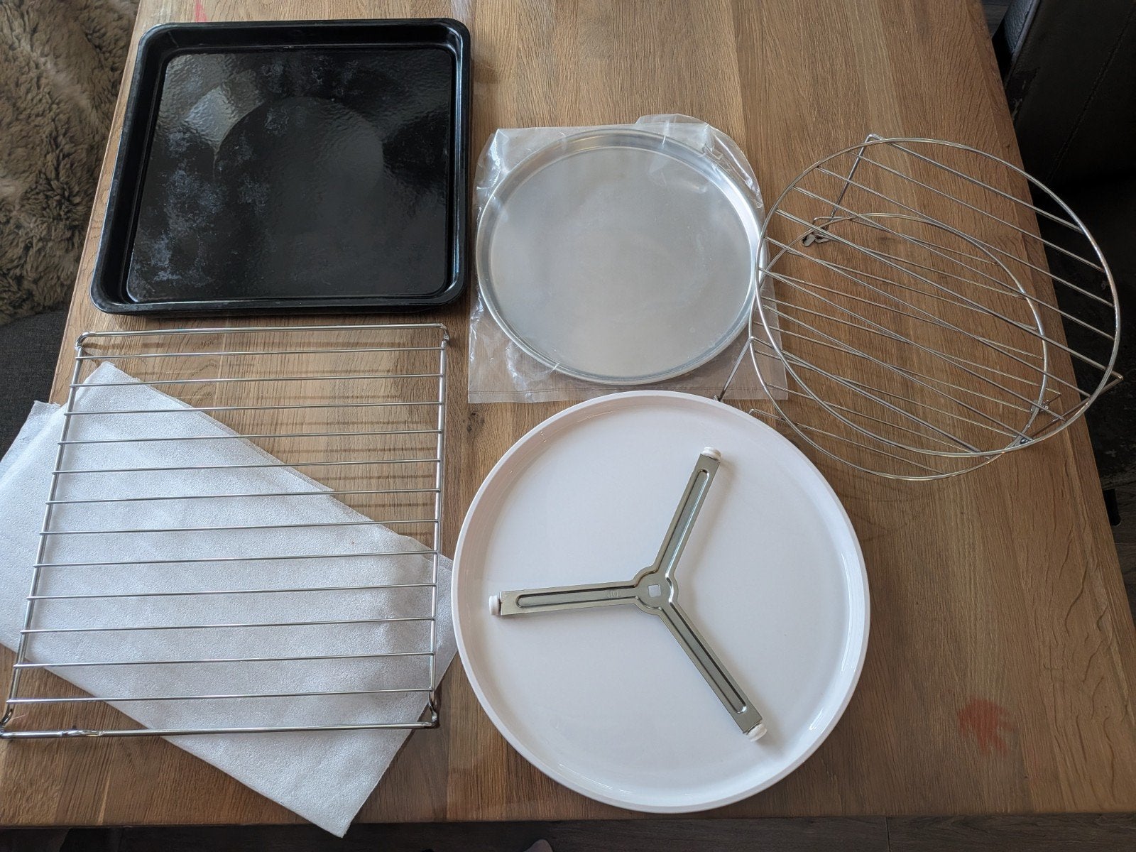 Accessoires voor Sharp Combimagnetron, type: 939, Ophalen, Overige typen, Zo goed als nieuw, Overige materialen