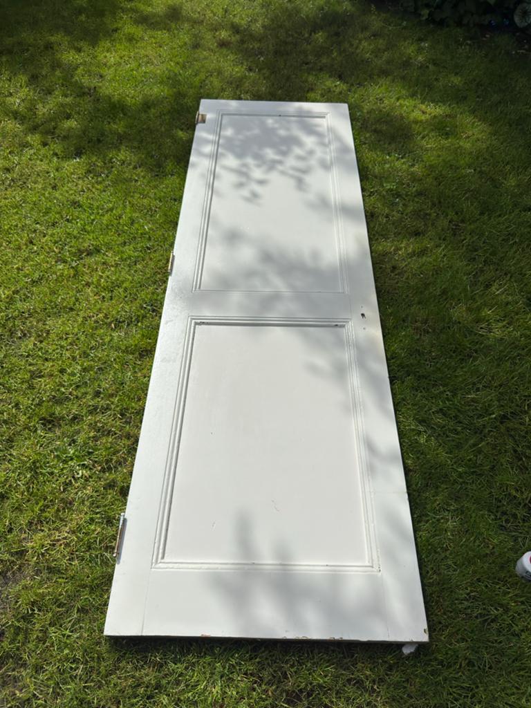 Dit weekeind: oude paneeldeur uit grachtenpand, Doe-het-zelf en Verbouw, Deuren en Horren, Ophalen, Gebruikt, Minder dan 80 cm