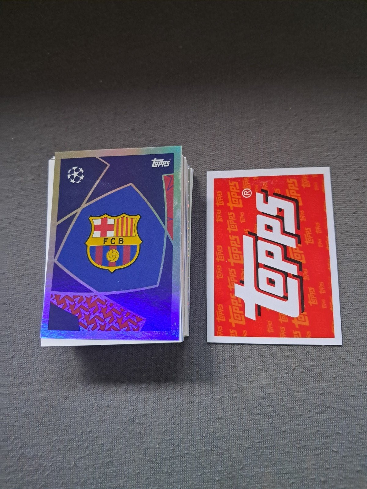 144 Champions League stickers 2025/26. Meerdere logo's., Ophalen of Verzenden, Nieuw, Meerdere stickers