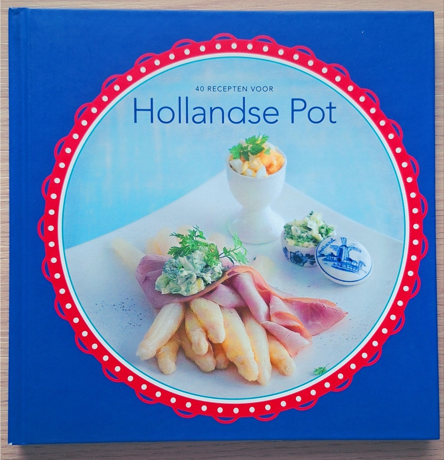 Hollands Pot Kookboek, 40 recepten van traditionele gerecht, Boeken, Onbekend, Voorgerechten en Soepen, Nieuw, Ophalen of Verzenden