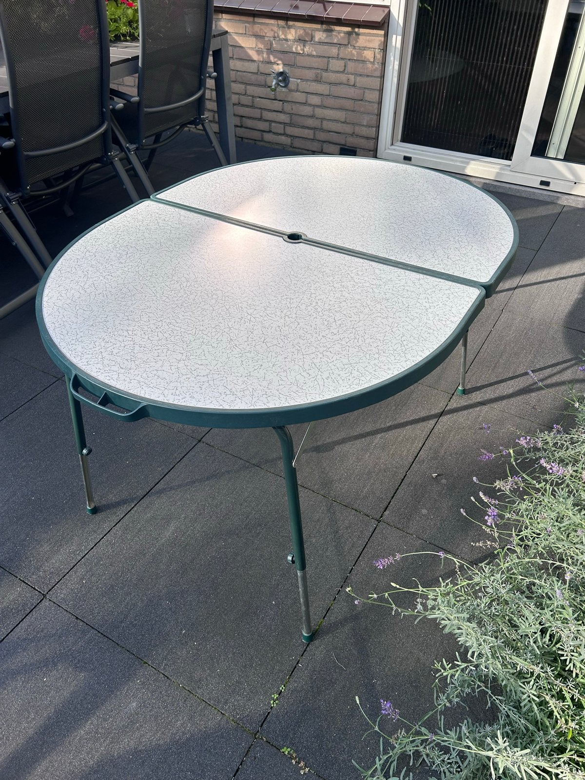 Crespo campingtafel - Ovaal en opvouwbaar, Ophalen, Gebruikt, Campingtafel