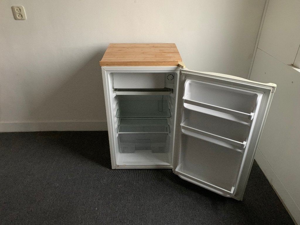 Compacte koelkast met vriesvak, Ophalen, Gebruikt, Minder dan 85 cm, Minder dan 75 liter