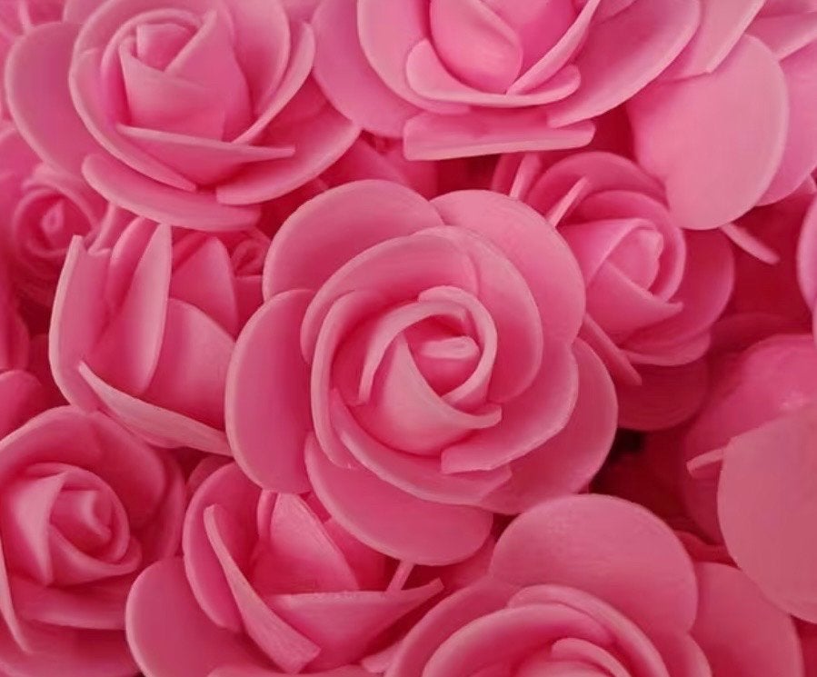 30 Roze Schuimroosjes 3,5cm - Knutselmateriaal, Roze, Nieuw, Kunststof, Knutselmateriaal