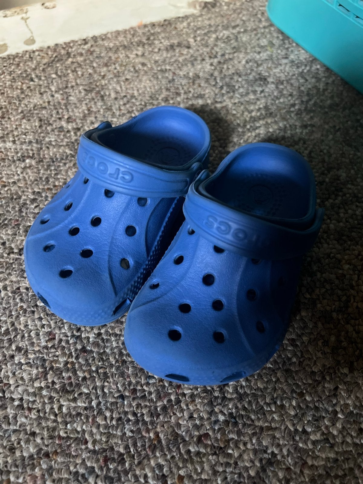 Blauwe Crocs voor kinderen - Maat 6/7, Kinderen en Baby's, Kinderkleding | Schoenen en Sokken, Ophalen of Verzenden, Gebruikt