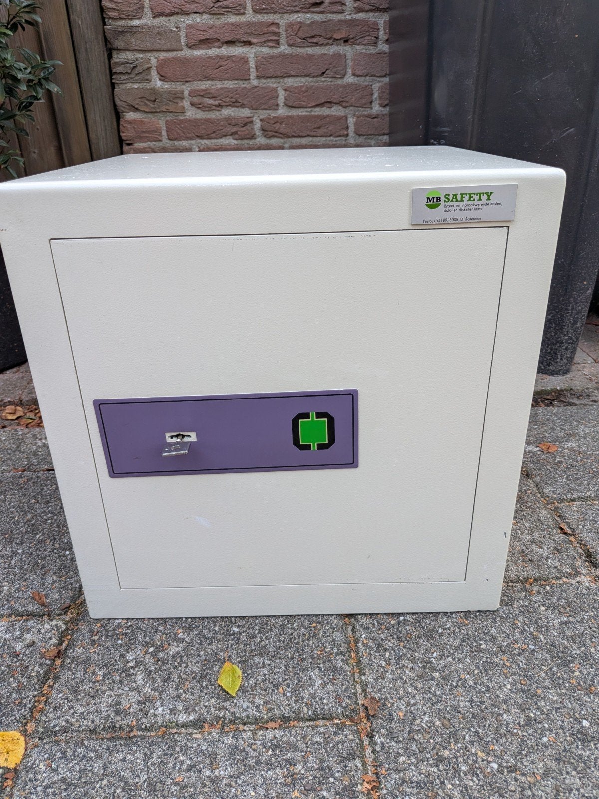 Uitstekende De Raat kluis, Ophalen