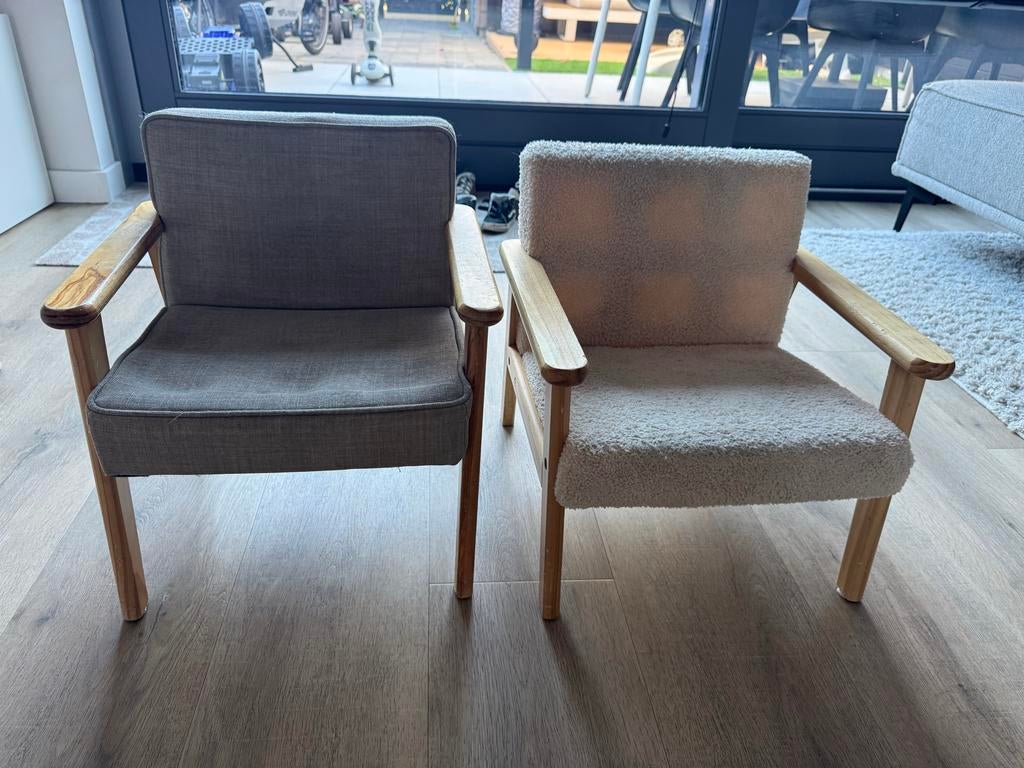 Twee kinderfauteuils, grijs en teddy, Ophalen, Minder dan 50 cm, Gebruikt, Minder dan 75 cm