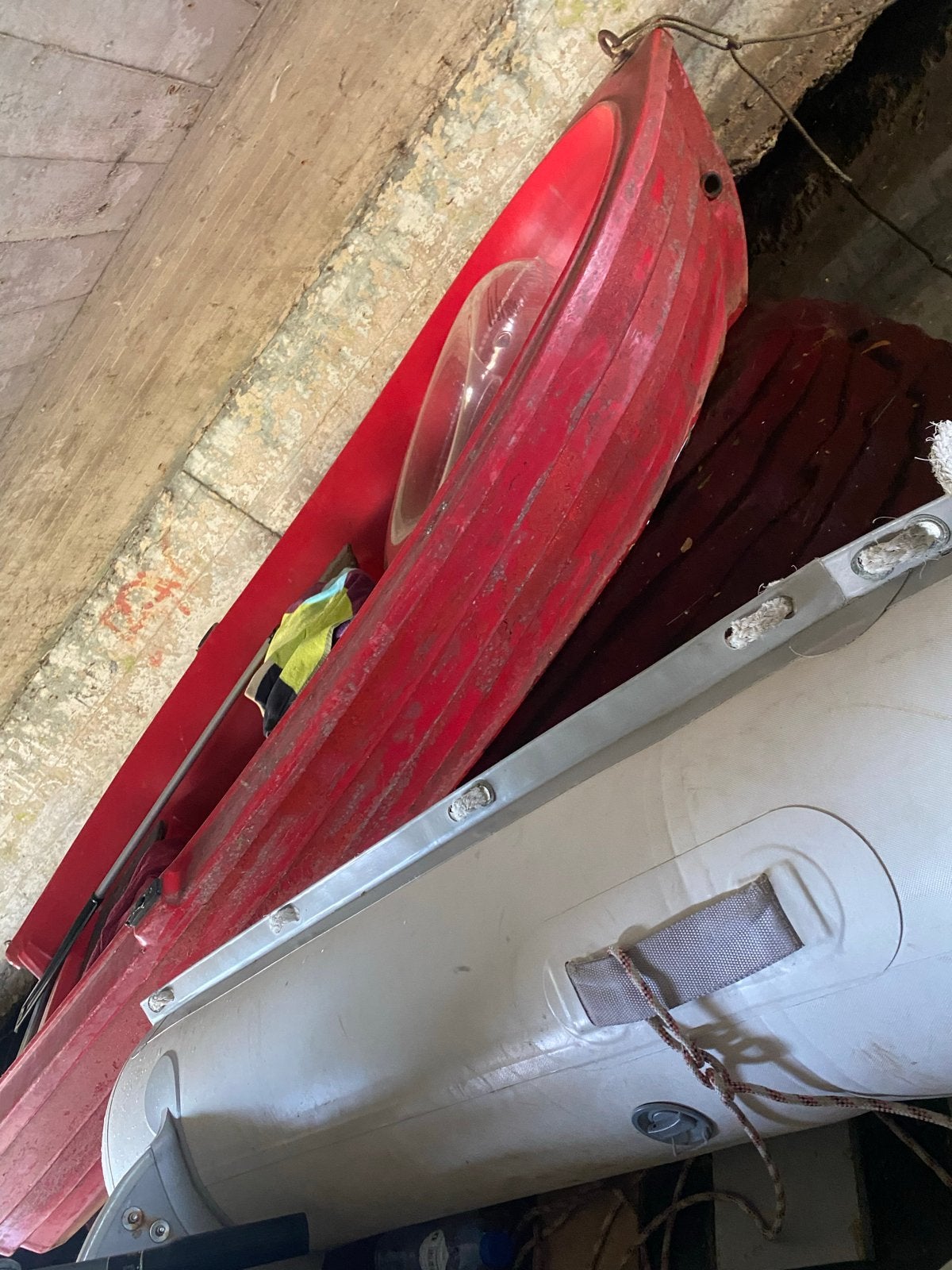Rode boot, ideaal voor vissen of recreatie, Ophalen, Gebruikt