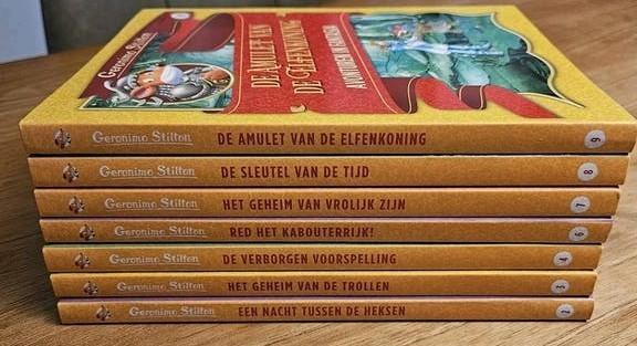 Geronimo Stilton Fantasia Serie - 7 Boeken hardcover, Ophalen of Verzenden, Zo goed als nieuw, Geronimo Stilton, Fictie algemeen