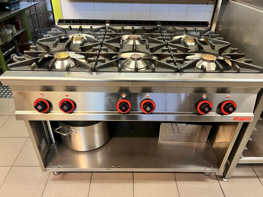 Professioneel 6 pits kookplaat Lotus, Witgoed en Apparatuur, Fornuizen, Ophalen, 60 cm of meer, Zo goed als nieuw, Gas