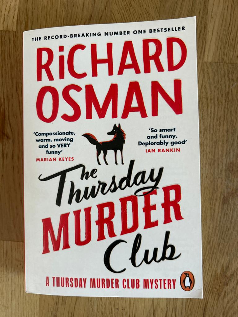 The Thursday Murder Club - Richard Osman (Engels), Boeken, Romans, Gelezen, Europa overig, Ophalen of Verzenden