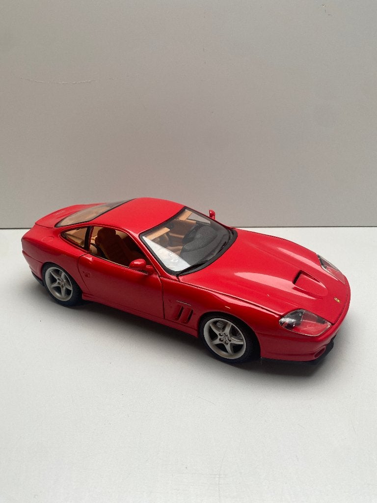 modelauto Maisto 1:18 Ferrari 550 Maranello - In Doos, Ophalen of Verzenden, Zo goed als nieuw, Auto, Maisto