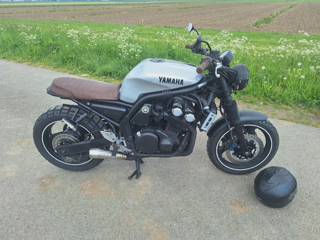 Yamaha FZS600 Café Racer, Motoren, Ophalen, Gereviseerd