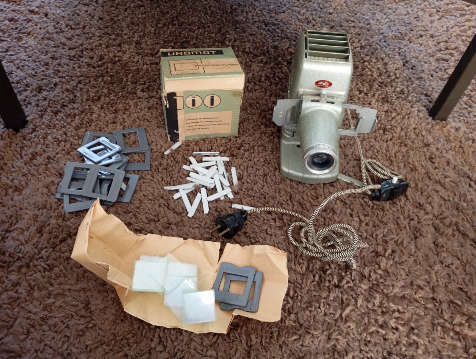 Vintage Diaprojector incl materiaal Aldis Aspheric, Ophalen of Verzenden