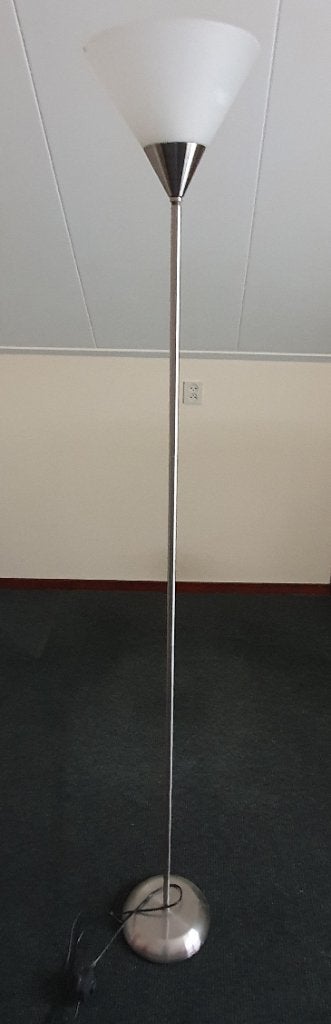 Vloerlamp, Huis en Inrichting, Lampen | Vloerlampen, Ophalen, Gebruikt, Metaal, 200 cm of meer