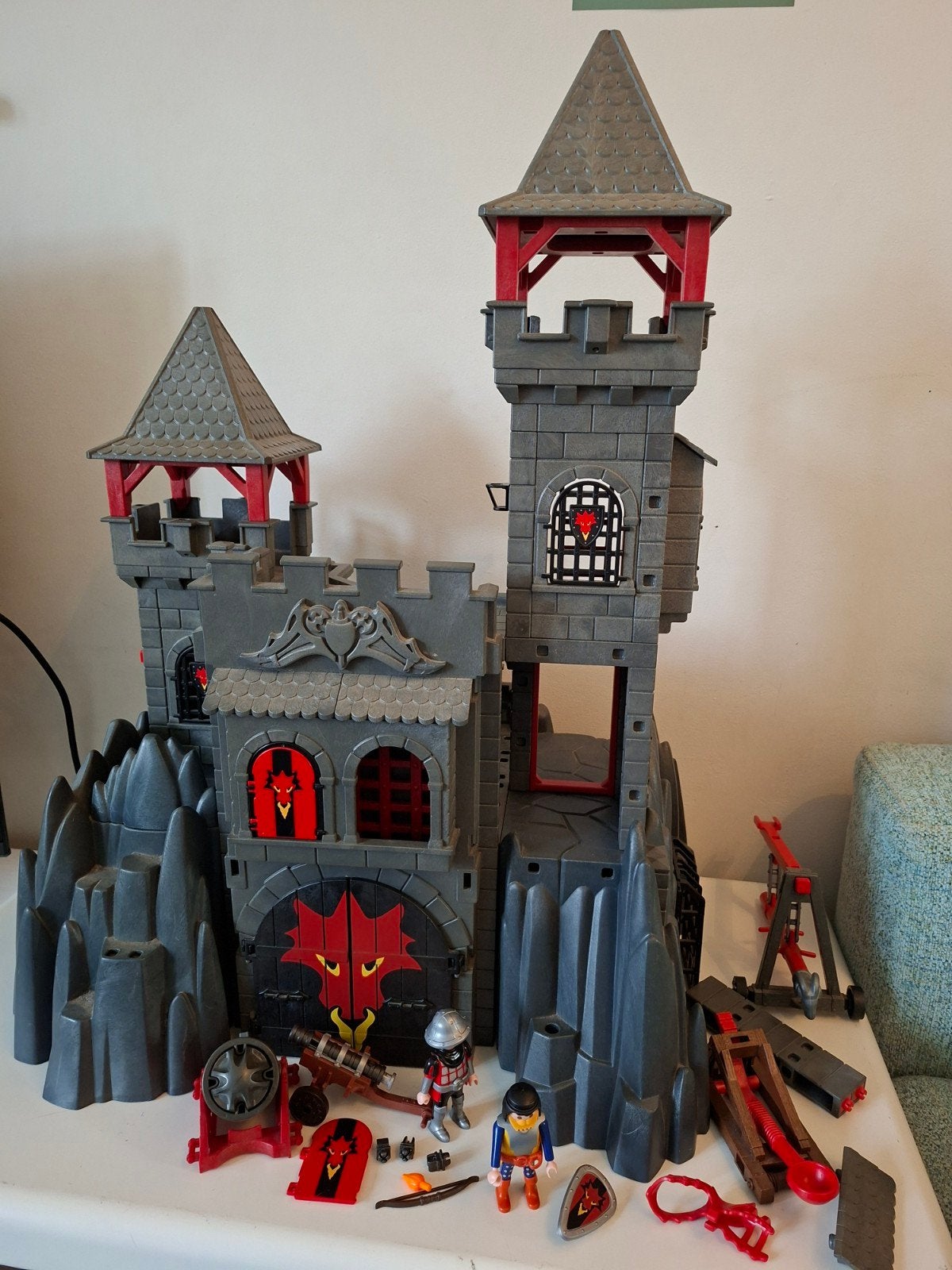 Playmobil Drakenburcht met accessoires en figuren, Gebruikt, Losse onderdelen, Ophalen of Verzenden, Kasteel/Fort