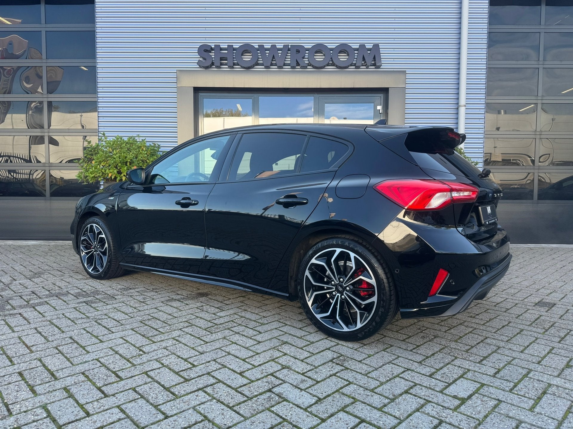 Ford Focus 1.0 EcoBoost ST-Line Black Automaat|Applecarplay|, Auto's, Dealer onderhouden, Gebruikt, Zwart, Bedrijf